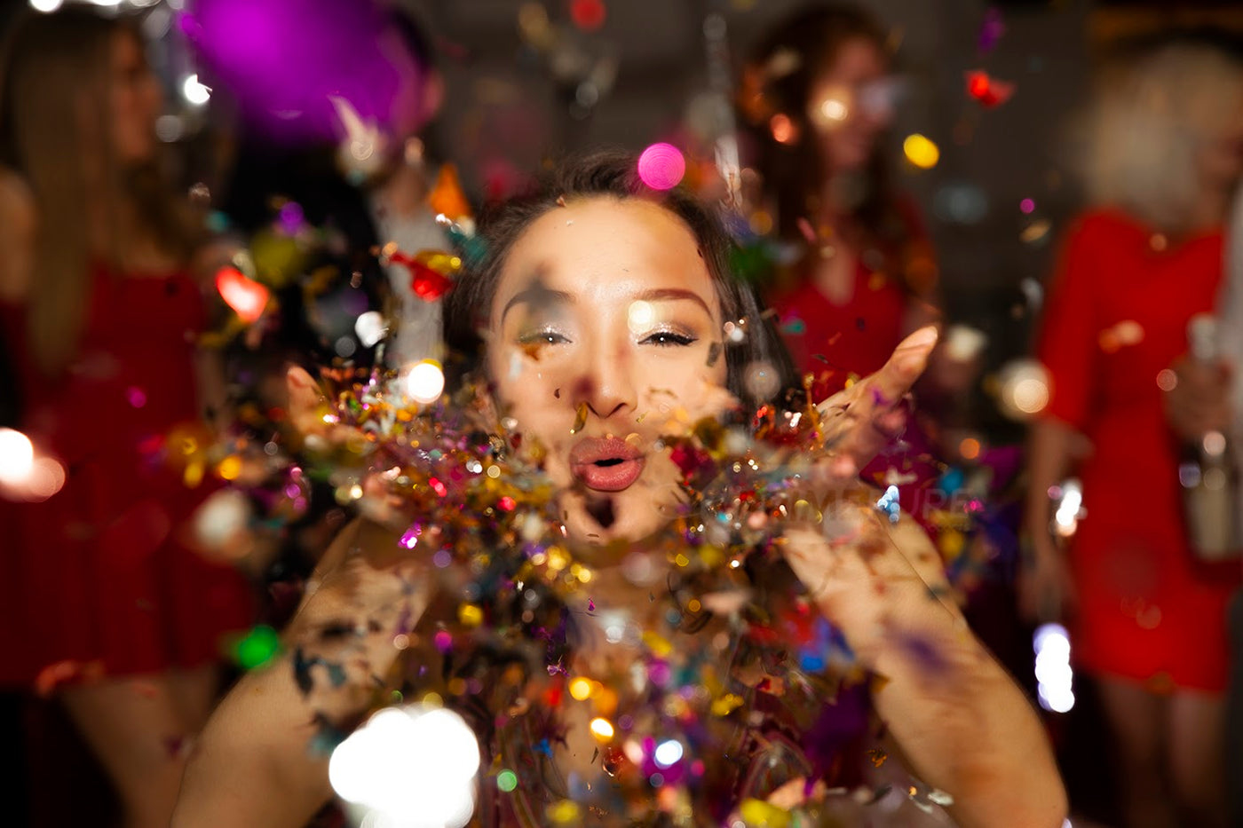 CREATING MAGIC IN THE AIR: CONFETTI CANNON BUYING GUIDE